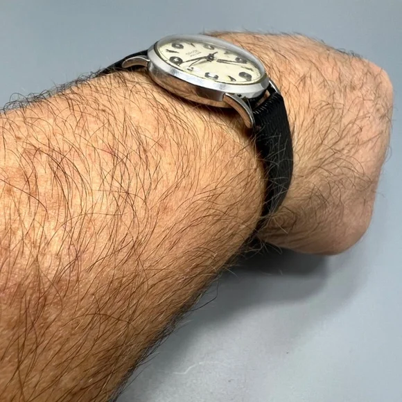 Vintage Gruen Precision Mens Diamond Dial Watch - Picture 9 of 11